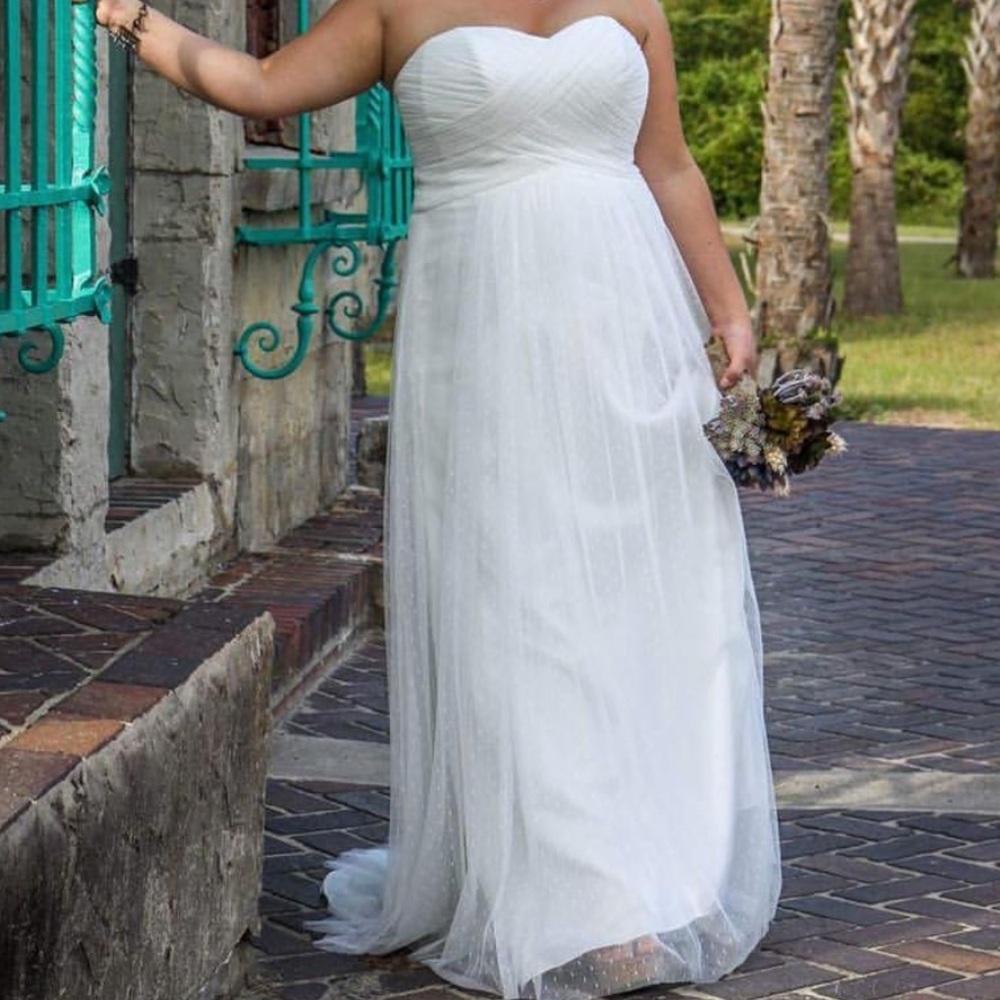 David’s bridal wedding dress